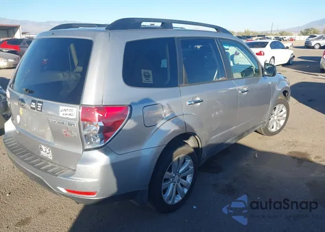 2012 Subaru Forester 2.5X Premium z USA, uszkodzony, nr VIN JF2SHBCCXCH455903